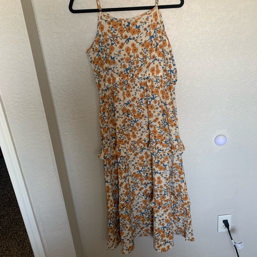 Floral Tiered Dress - Picture 4 of 4